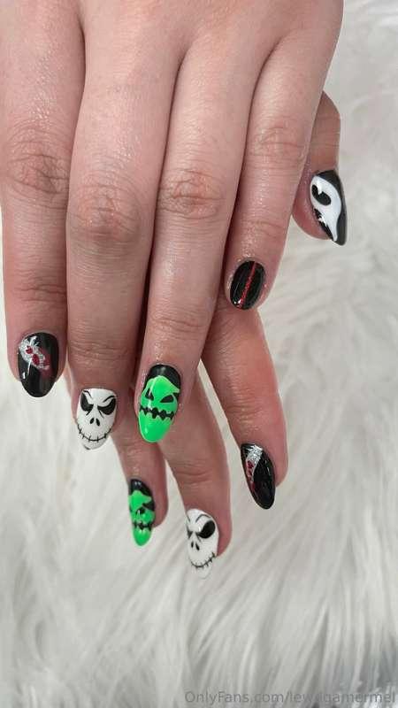 Absolutely loving this set 🎃