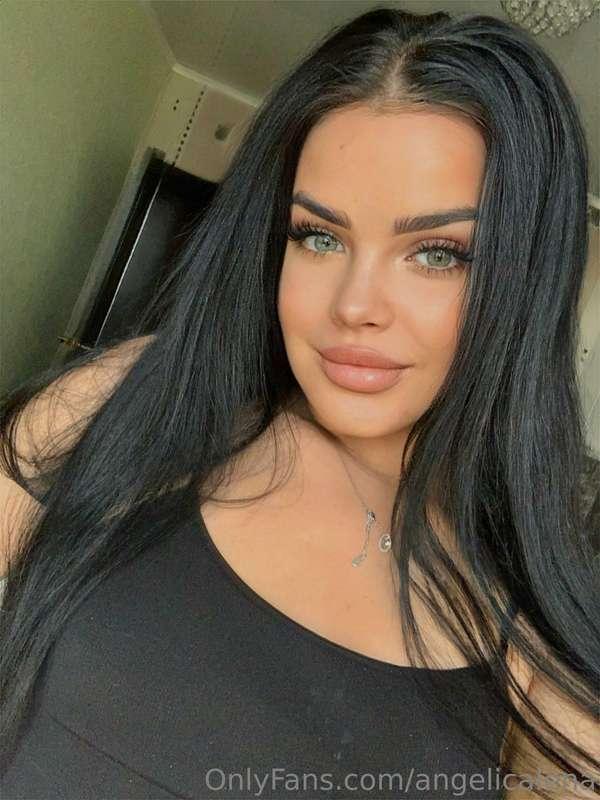**Eyes that speak a thousand words** 😘