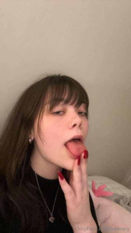 Cum in my mouth daddy..