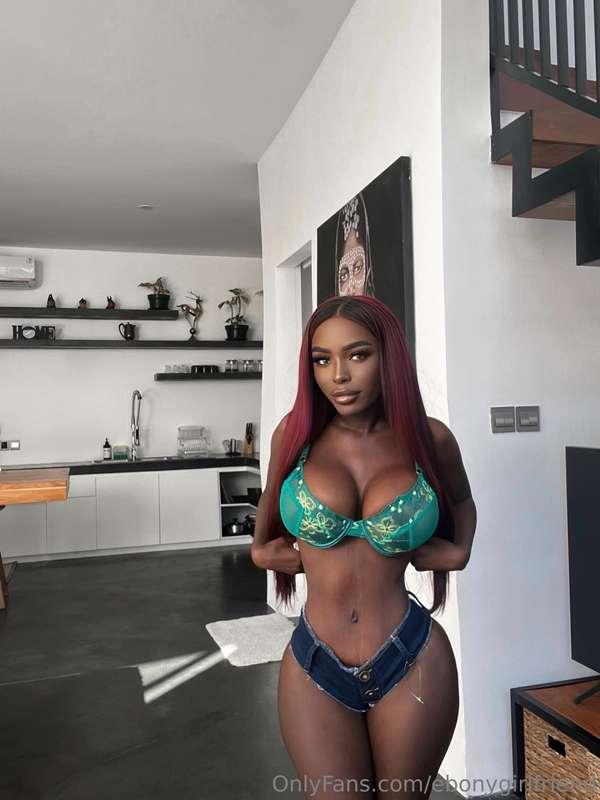 I don’t bite unless you want me to 😈