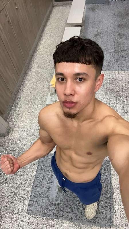 I be so fucking horny after the gym 🤦🏻‍♂️ literally can’t wa..