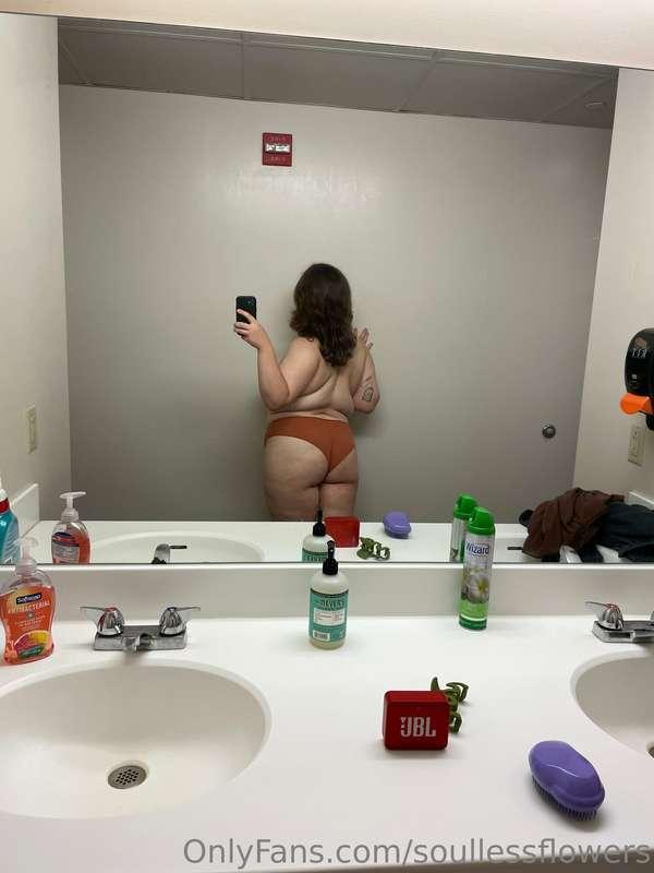 soullessflowers image #2