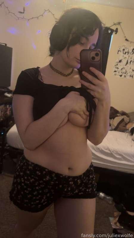 juliexwolfe image #3