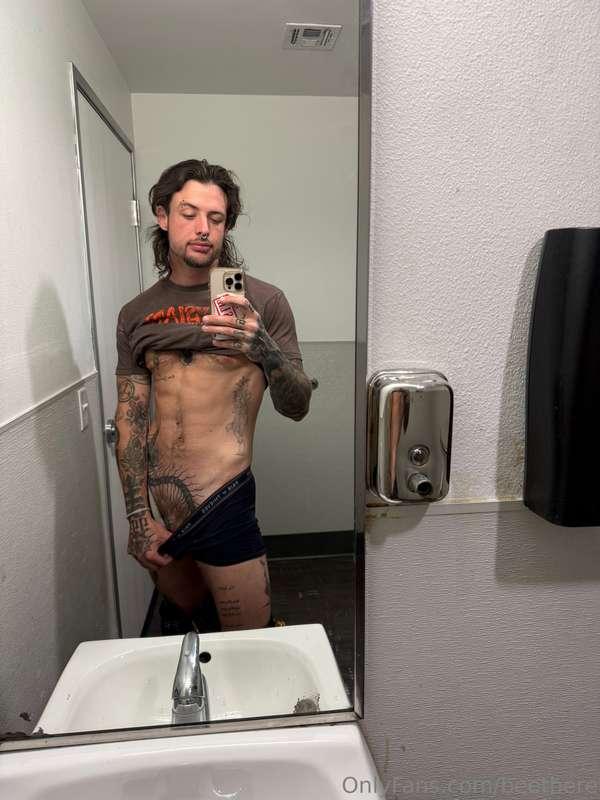 Here’s a little of me this morning 🥰