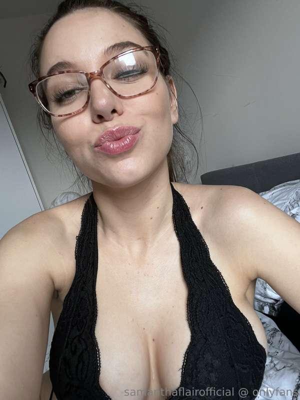 samanthaflairofficial image #0