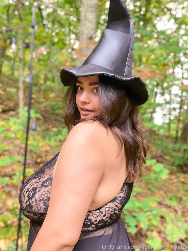 Do you have a broomstick I can ride? 🧹 

…hahaha I can’t tak..