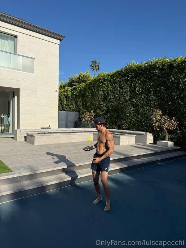 It’s a beautiful day to get shirtless in the sun ;) dm me to..