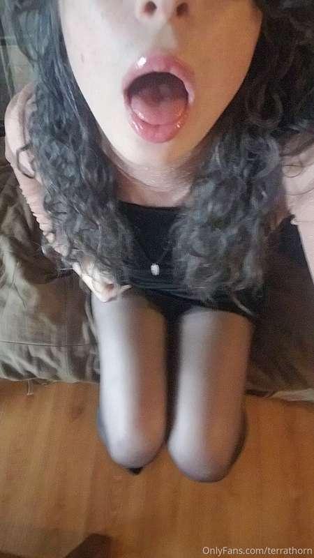 Small ahegao-ish dump