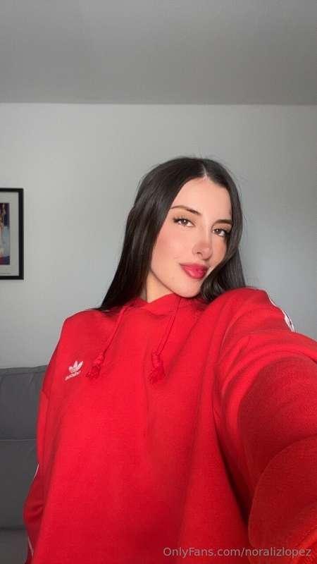 painted the town red—starting with ur feed💋