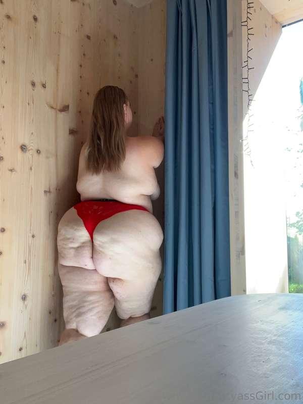 bootyassgirl image #0