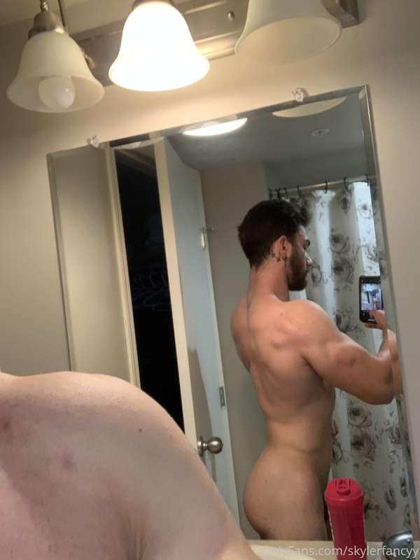 Promos incoming ! But more sexy content posted today to cum ..