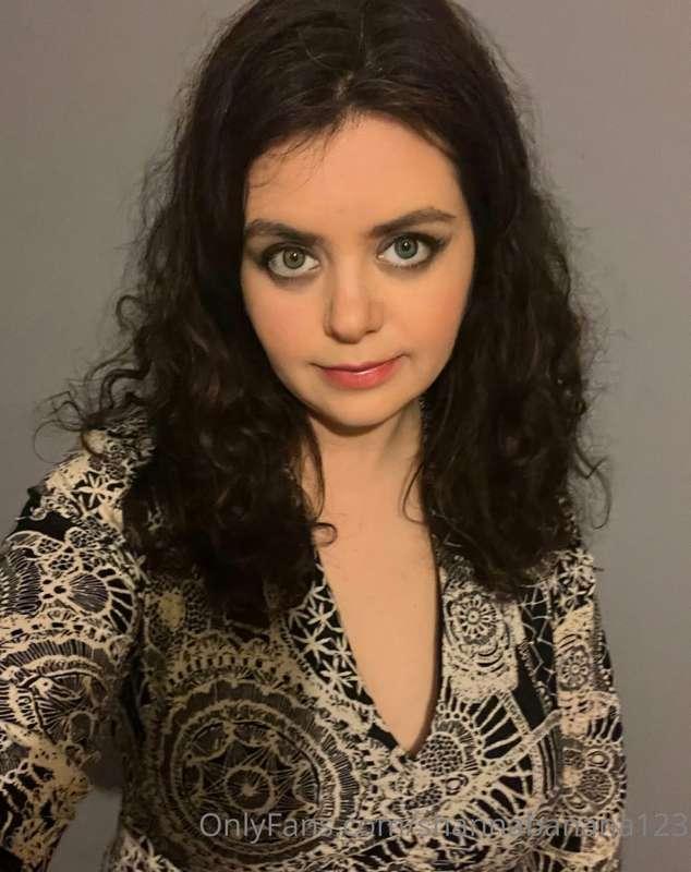 Have a Good Night!!

New pic of me this evening