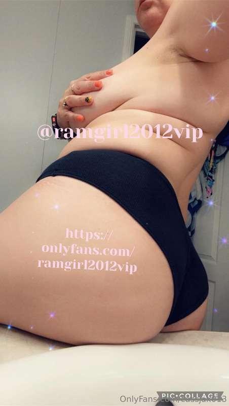 #Advertisement  Cum join this hottie with DD Pierced Nipples..