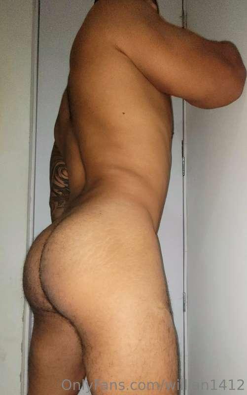 Big ass 🍑🍑😈😈