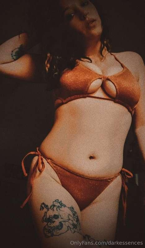 I got a new bikini today, do you like it? Do you want me to ..