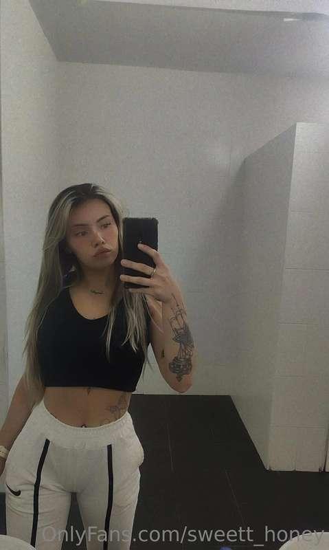 😋
