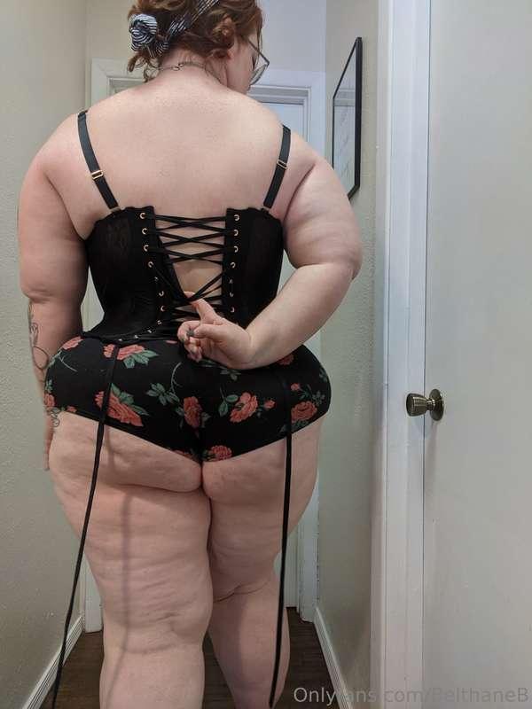 It seems corsets were made for me 😇