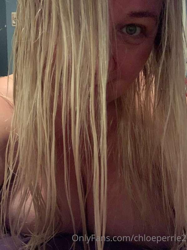 chloeperrie2 image #0