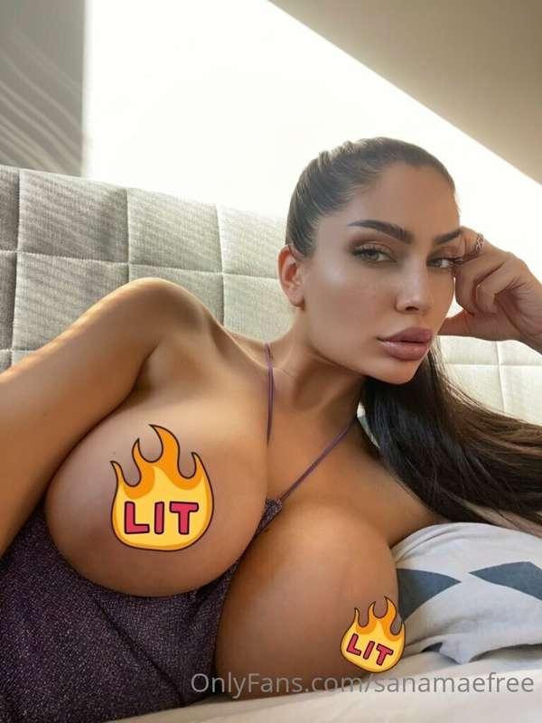 LETS TRADE NUDES 😈 message me here ➡️ https://onlyfans.com/s..