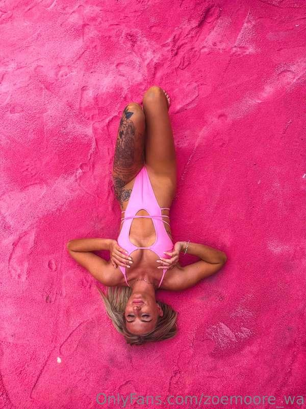 Do you wanna see my pink bits 😏😋