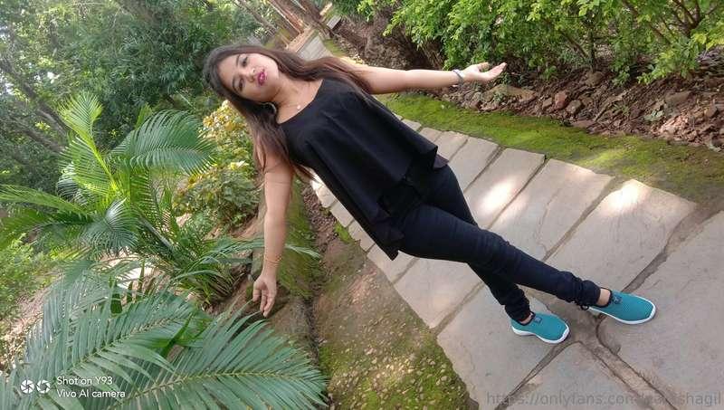feeling nature #nature#sexy#hot#bold