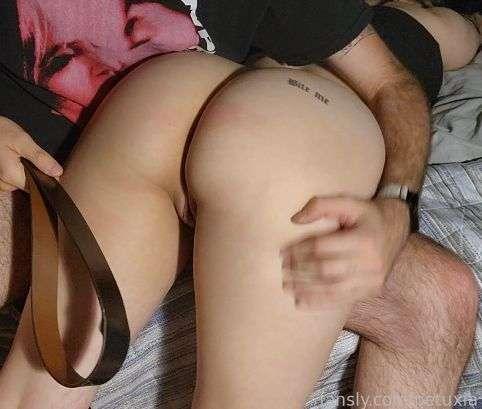 petuxia image #1