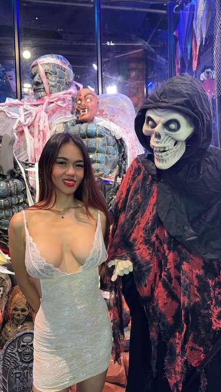 👻👻🎃 + 🥥🥥 😉