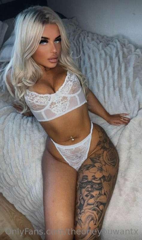 Cute Irish Nympho🍀  in need of some attention from you! FREE..