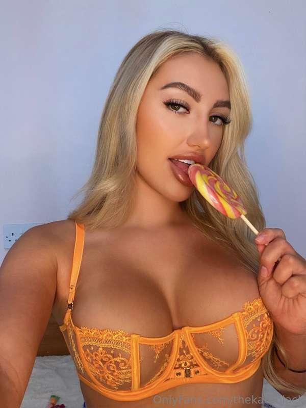 im not sure if ur ready for more than a tease... 😜