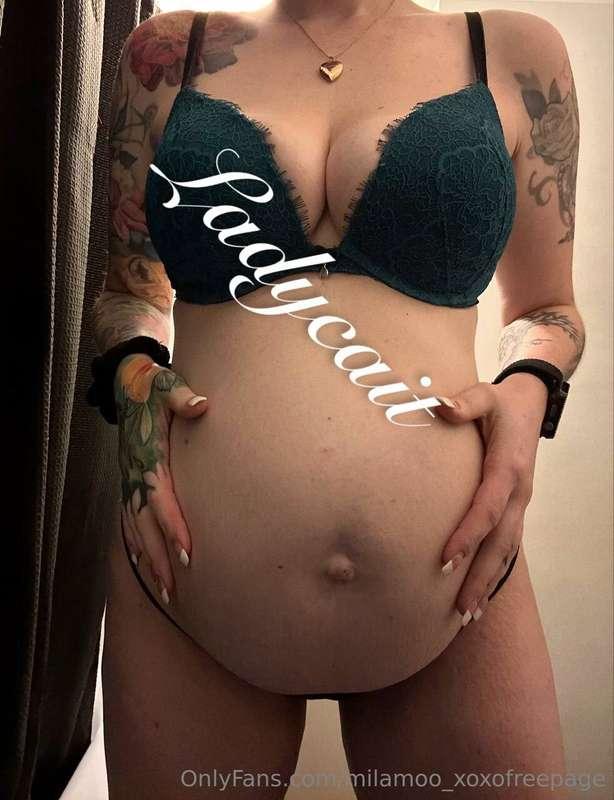 🛑 Come see what you’ve been missing with this horny pregnant..