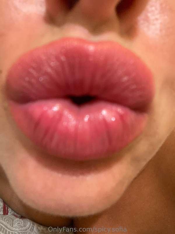 kisses are the best