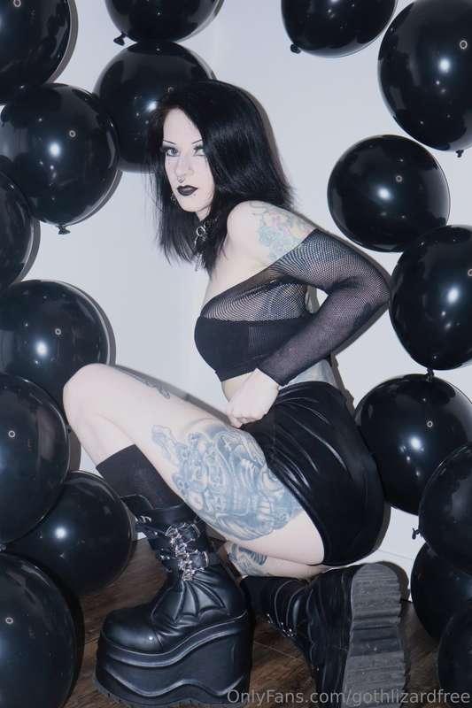 gothlizardfree image #1