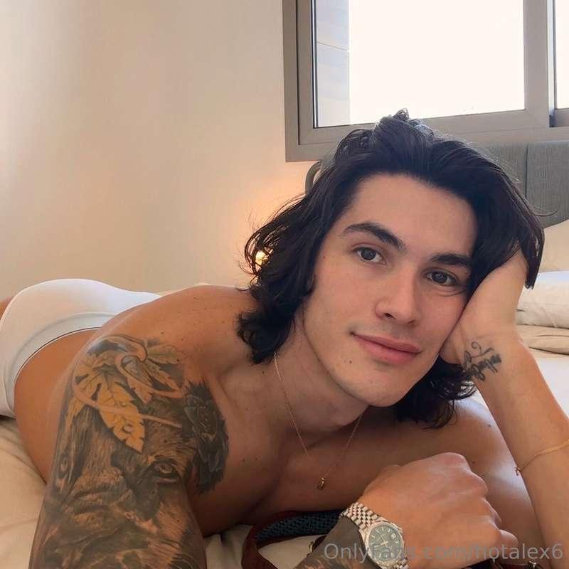 WANT TO BE MY BOYFRIEND? 💘Hop into my heart this Easter🐰💕 Fo..