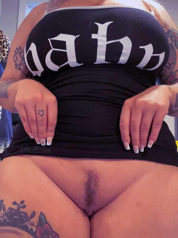 never wearing any panties 🤪💜