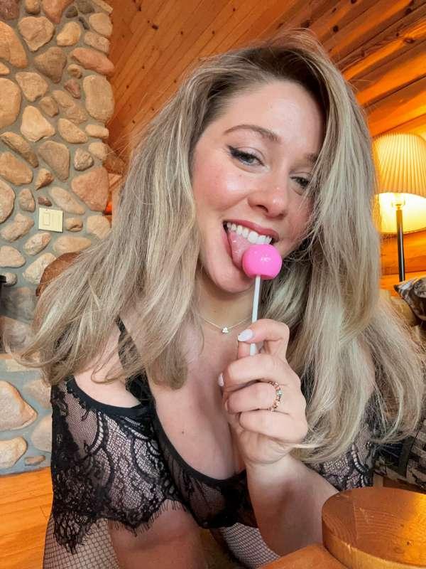 ellanabryan image #0