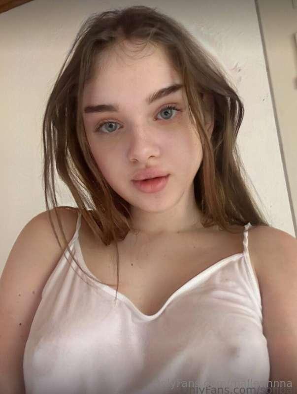 🔥 STOP SCROLLING 🔥@sofigol
🔥 Her wet pussy 🫦🫦 is waiting for..