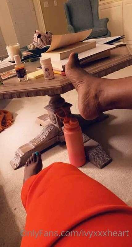 👣👣👣👣