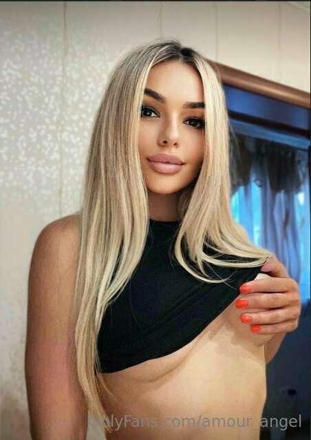 It's time to play, come to me @sexyinnnna 🔥
Join this hot bl..