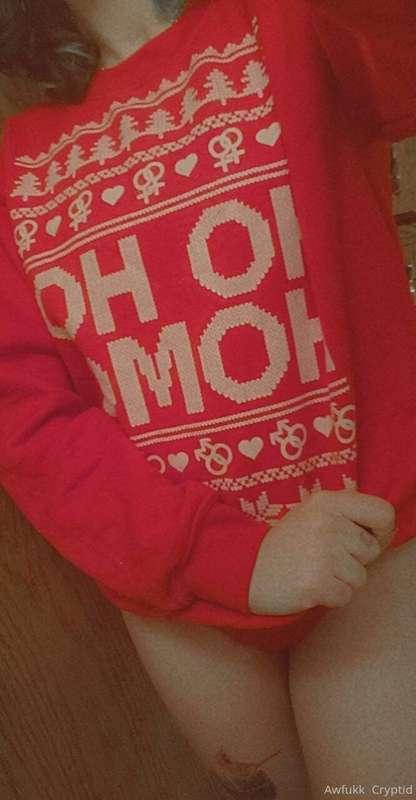 Ho Ho Homo tries to shake her little ass tonight👀🔥😜