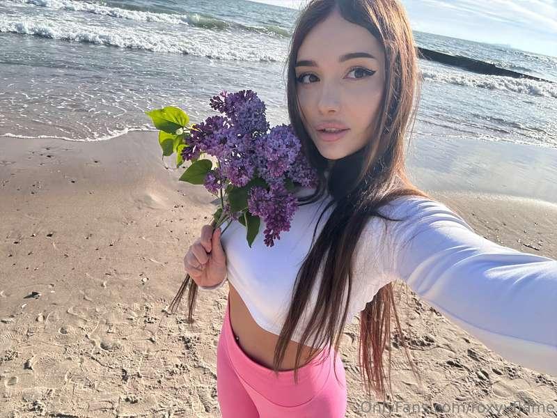 I found lilacs today… Have you found your little happy momen..