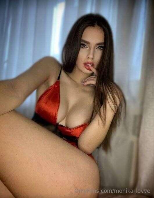 🔥This babe is a real hurricane here🔥 She wants your toy betw..