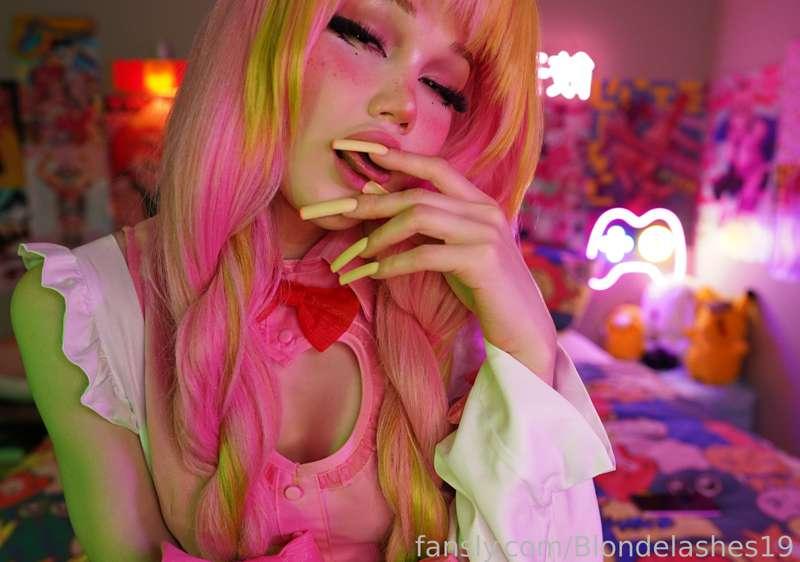 blondelashes19 image #4