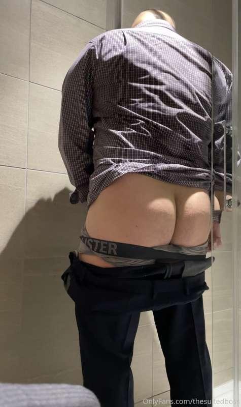 thesuitedboss image #1