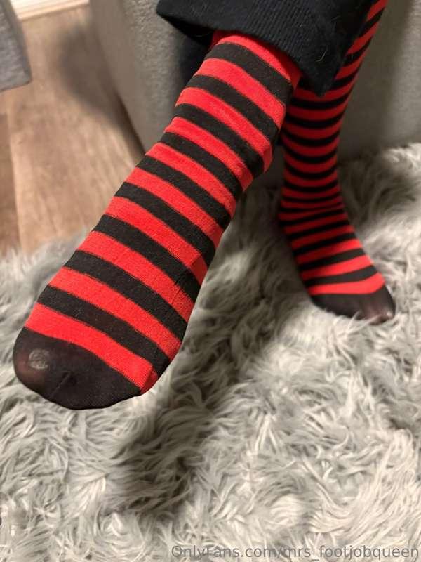 mrs_footjobqueen image #11