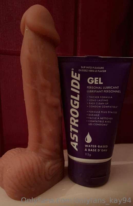 Fits perfectly in my tight pussy and ass. I just had some fu..
