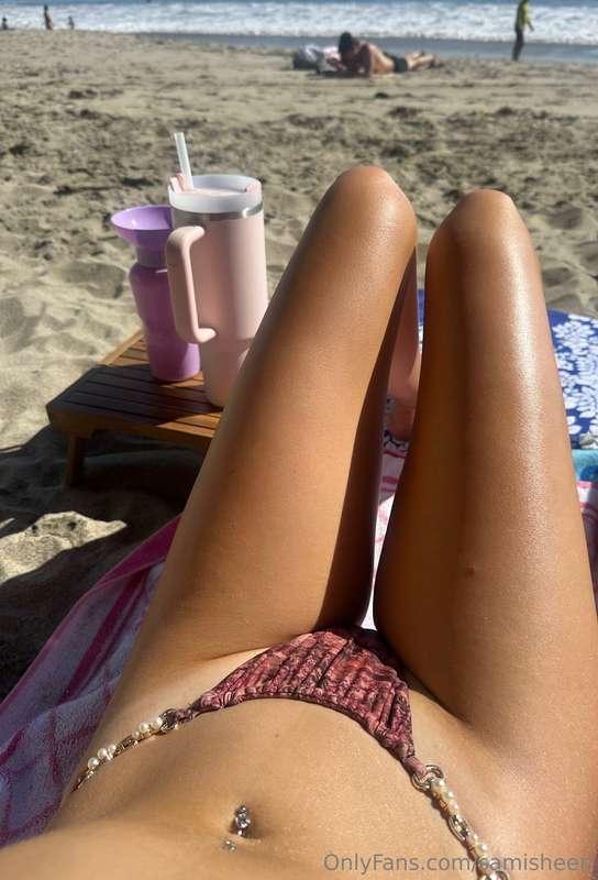 summer tan lines