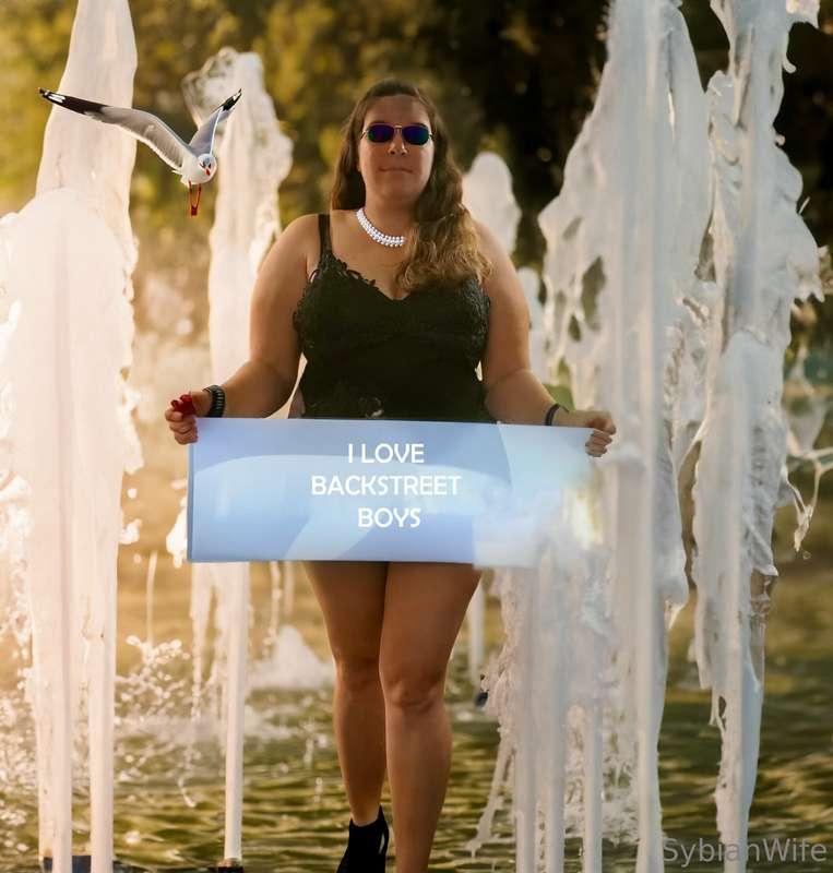 Just playing with A.I. Generative fill.  Lol