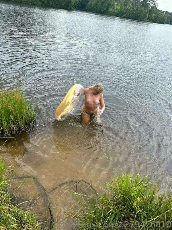 🦋🌼looking for somebody as wild as her 🌼🦋