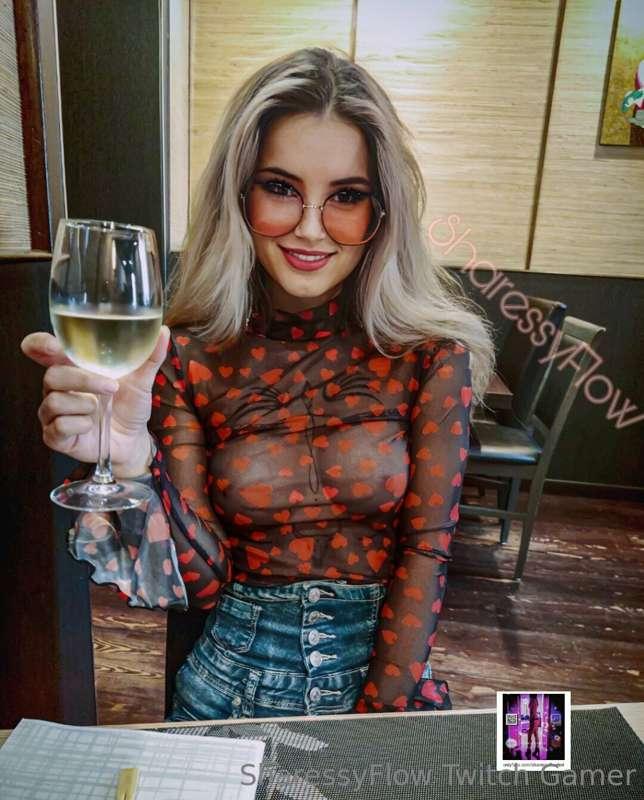 😜 cheers for my new 3.99$ promo for +130 hot photos on @shar..