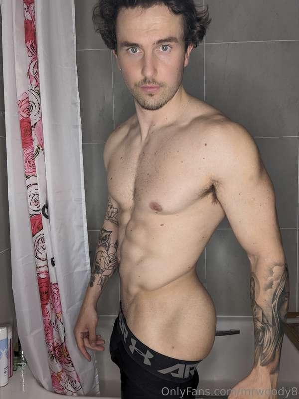 Jumping in the shower 🚿😜 x